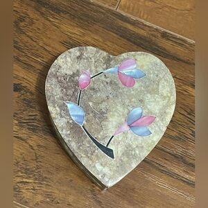 Vintage Soapstone Heart Trinket box Mother of Pearl Inlay & Pierced sides Small